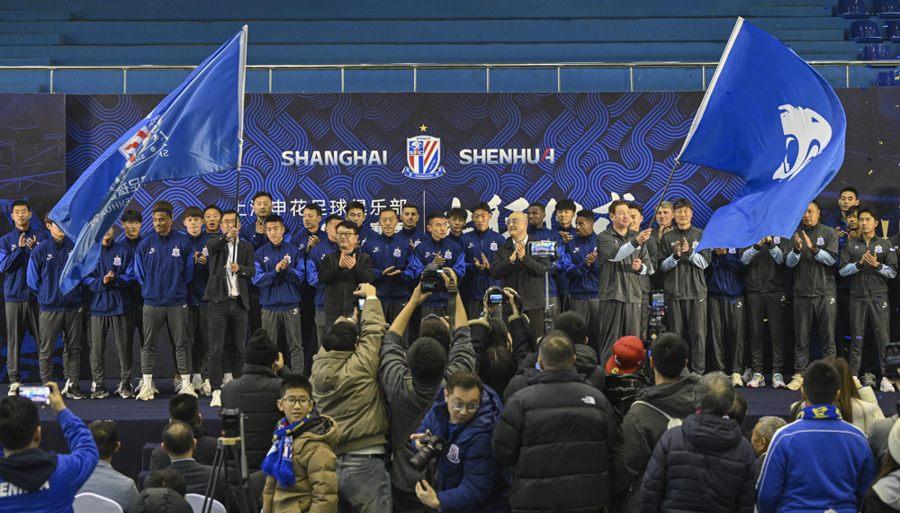 新援球员亮相，立即为球队贡献