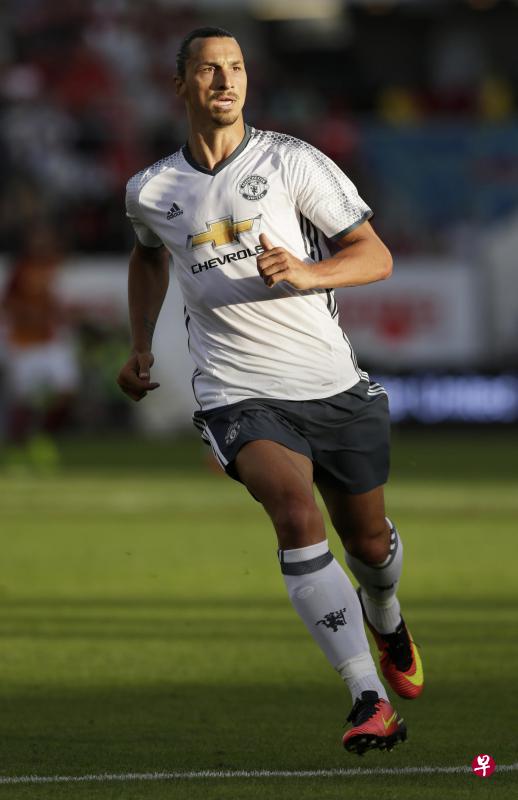 RB莱比锡神秘新援曝光，球迷猜测未来表现