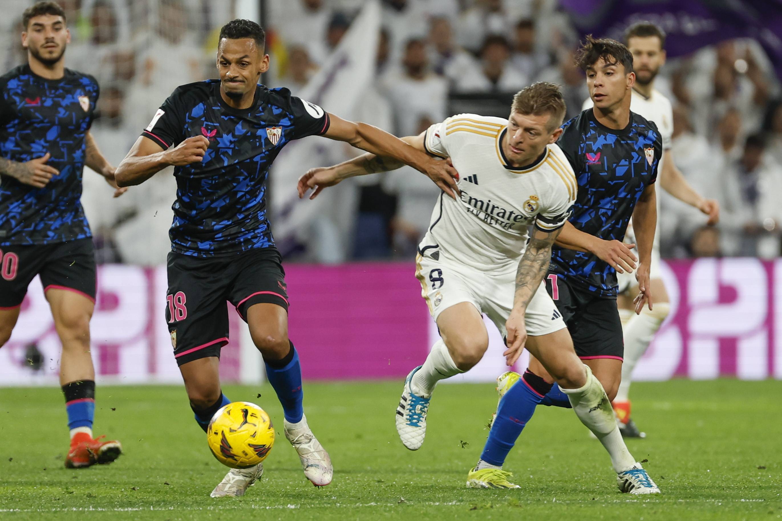 乐鱼体育app下载-关于塞维利亚遭遇惨败，新赛季压力大增的信息