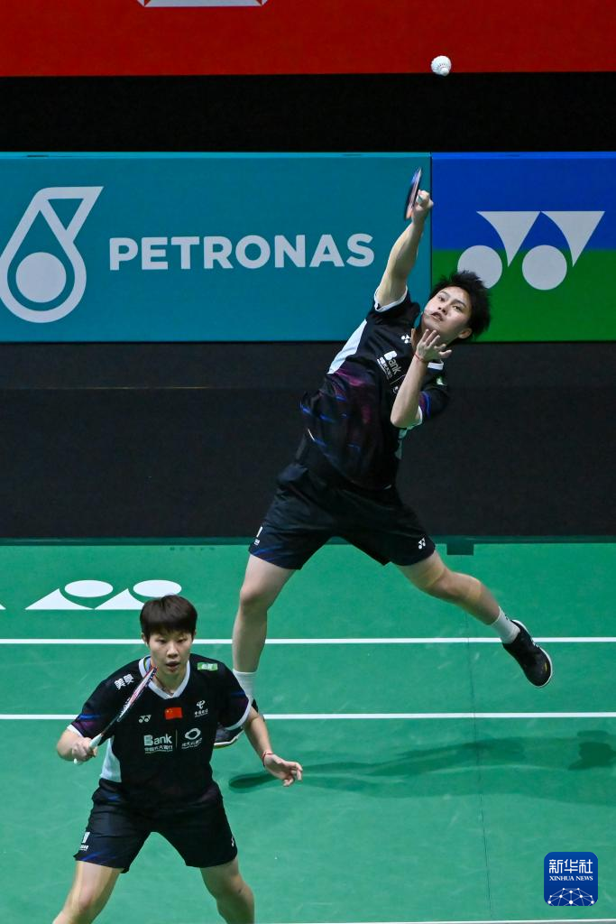 包含马来西亚球队在比赛中表现稳定，晋级下一轮的词条