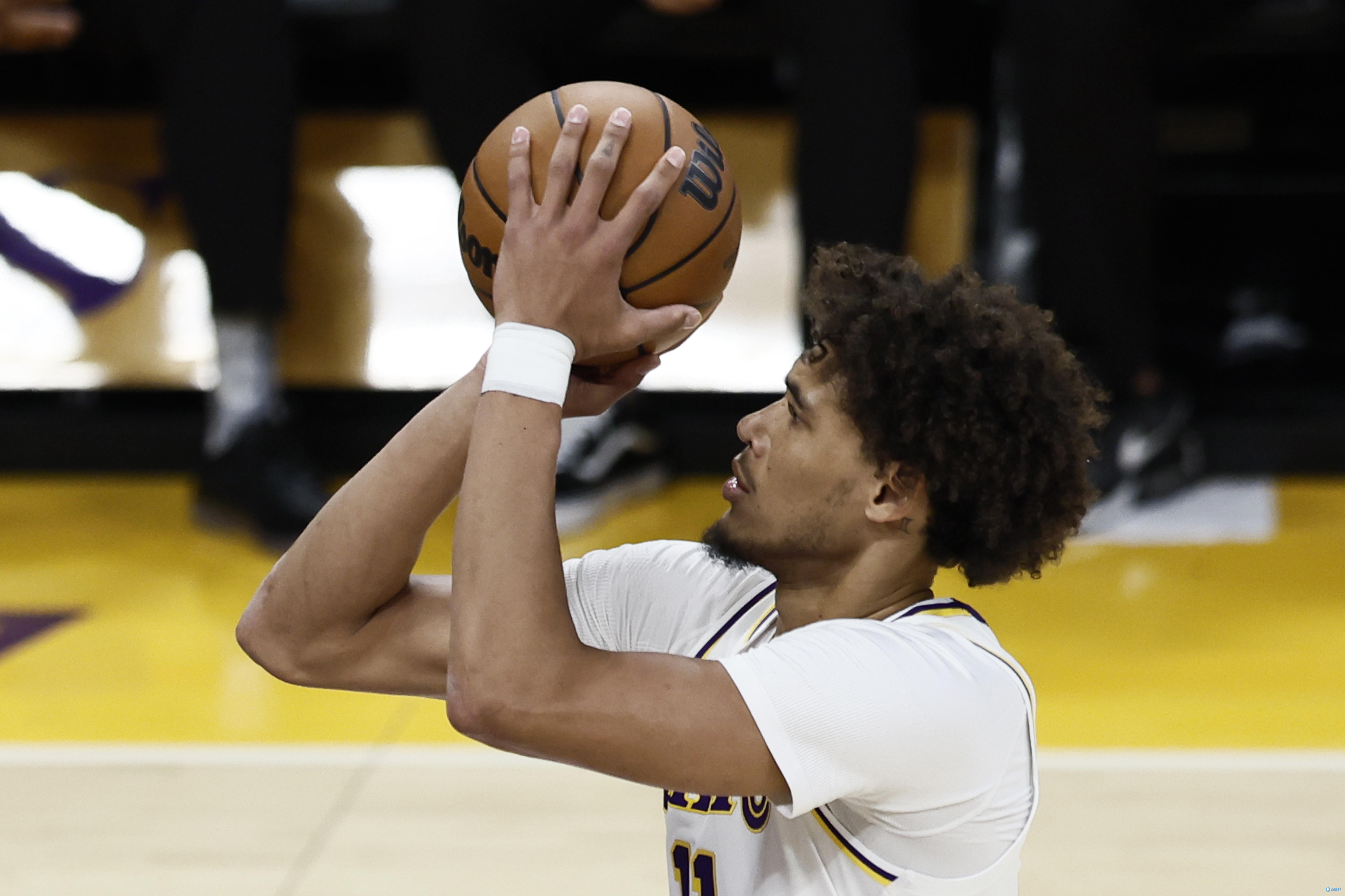 灰熊再度击败圣奥兰,迎来四连胜 灰熊再度击败圣奥兰,迎来四连胜