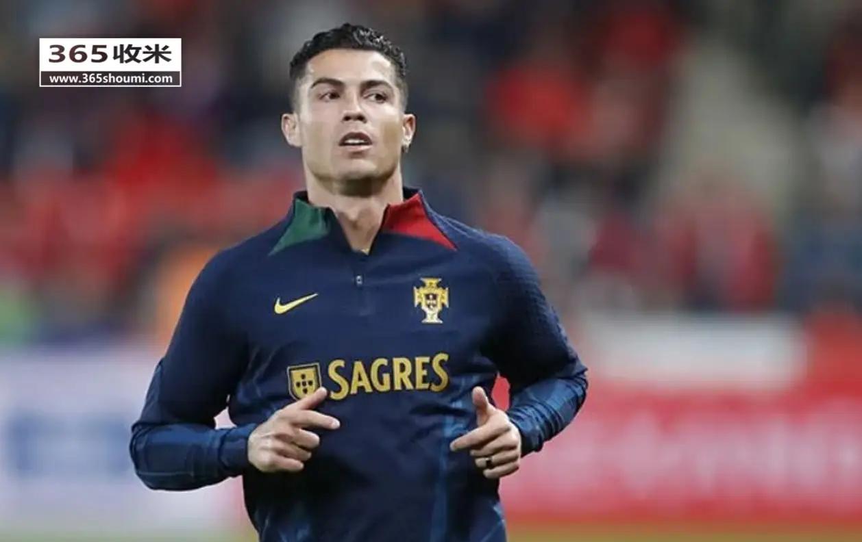C罗正式退役，结束辉煌职业生涯