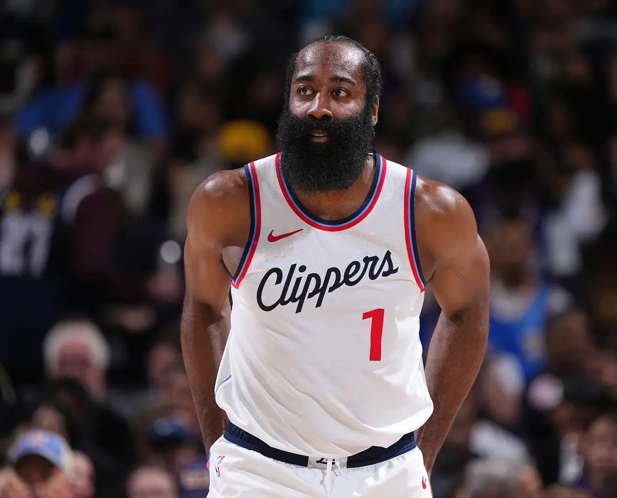 关于快船力擒太阳，保住希望！全力争取晋级决赛机会的信息