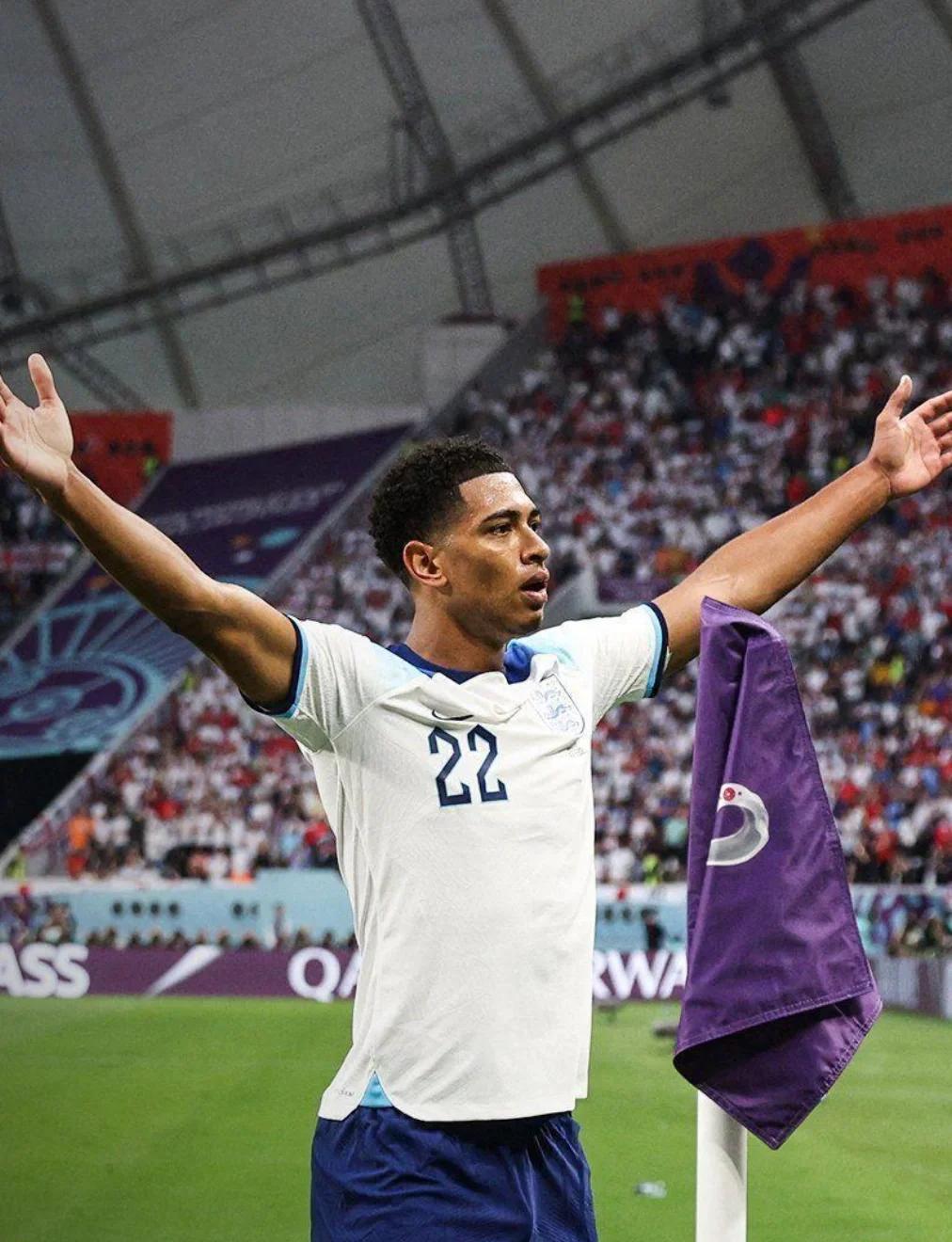 荷兰大胜德国，锁定欧洲杯四分之一决赛资格的简单介绍