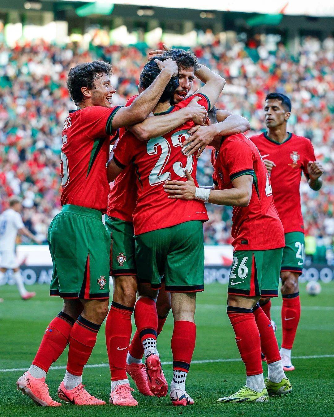 葡萄牙与比利时战平，双方争夺胜利